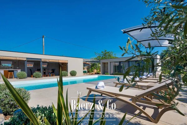 photo 2 Rakalj, modern detached house of 315 m² with two additional apartments