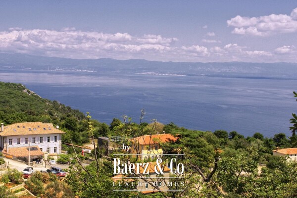 photo 3 Cres, Beli, investment opportunity, guesthouse with 13 rooms, owner’s apartment, 14 bathrooms