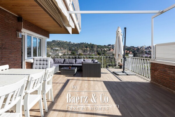 photo 5 Independent house with a pool, garden, and large terraces in La Plana – Bellsoleig