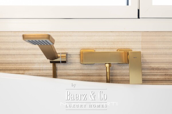 photo 18 Apartment for sale in Eixample