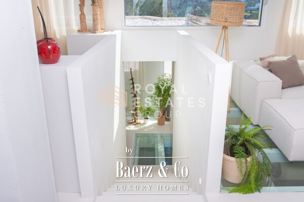 photo 14 Beautiful luxury home in San Jose