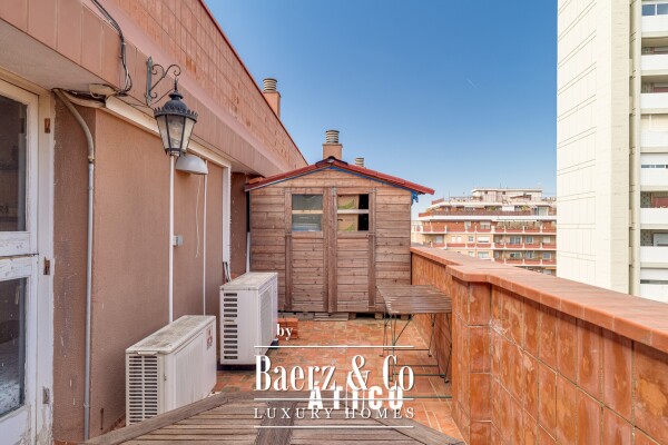 photo 3 Penthouse for sale in Gràcia