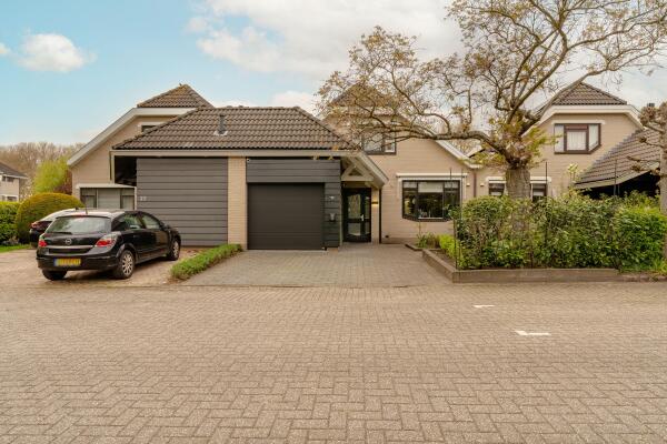 photo 1 Toevluchtstraat 25