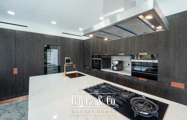 photo 3 Luxury Villa for Rent | Germasogeia | 650 m²