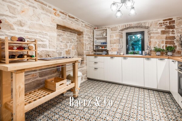 photo 22 Istria, Umag, authentic Istrian stone house 260 m², surrounded by greenery, 1349 m² garden