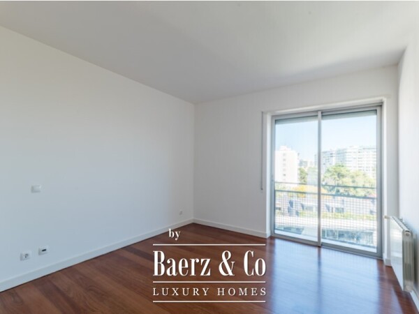 photo 18 T3 with view and garage in Amoreiras!