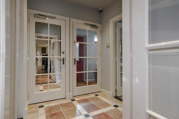 photo 8 Waalsdorperlaan 42