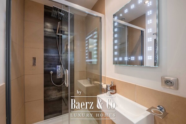 photo 8 5 bedrooms chalet with panoramic views