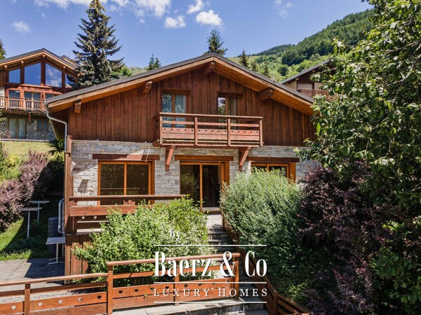 photo 1 Exceptional family chalet in the heart of the village