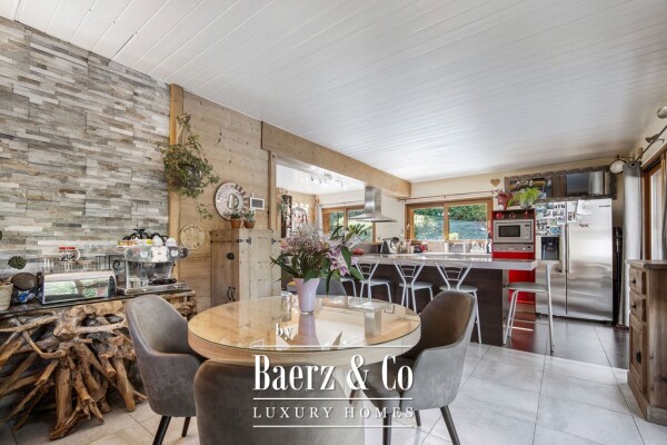 photo 7 Exceptional family chalet in the heart of the village