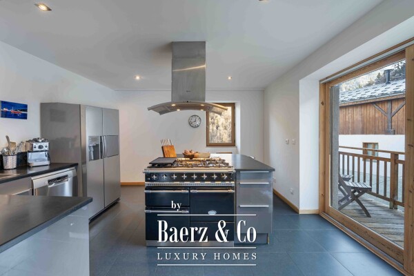 photo 6 RENOVATED 5-BEDROOM CHALET IN A QUIET VILLAGE