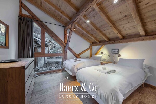 photo 10 RENOVATED 5-BEDROOM CHALET IN A QUIET VILLAGE