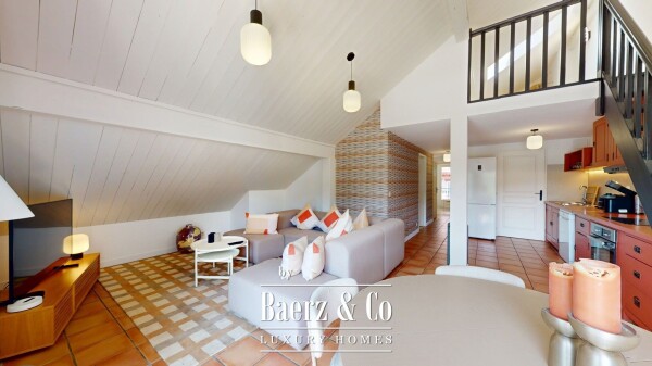 photo 1 3bedroom apartment with mezzanine - Village center