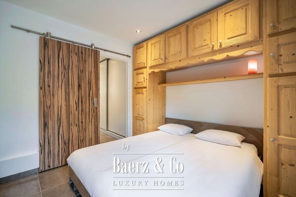 photo 5 2-bedroom apartment with mountain corner