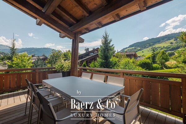 photo 4 Exceptional chalet of 330 sqm with 5 bedrooms and garden