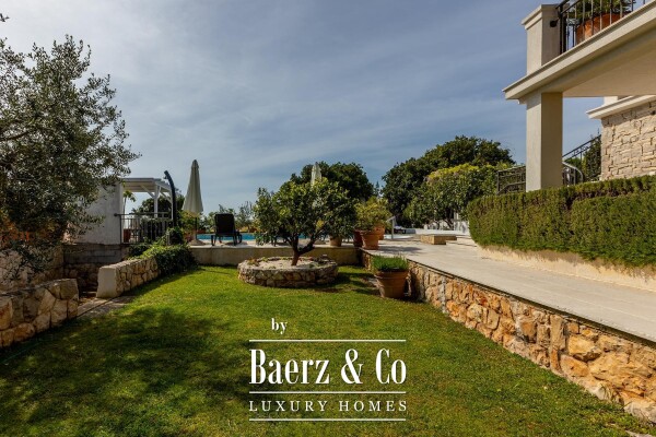 photo 8 Rogoznica, a beautiful villa with a pool, a view of the sea and a hidden garden