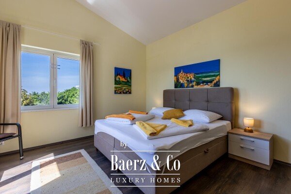 photo 17 Rogoznica, a beautiful villa with a pool, a view of the sea and a hidden garden