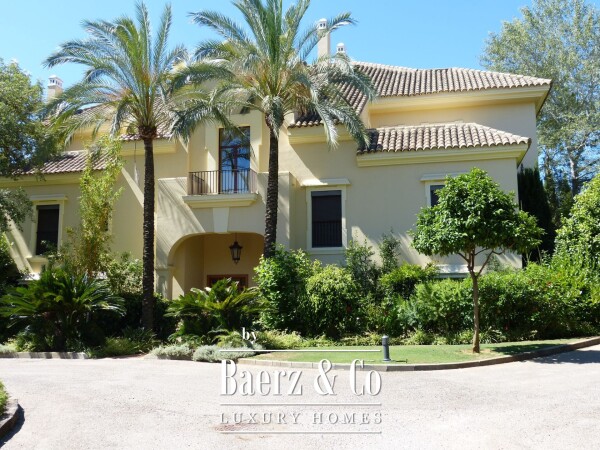 photo 1 Beautiful luxury home in Sotogrande, Sotogrande Alto - Valgrande