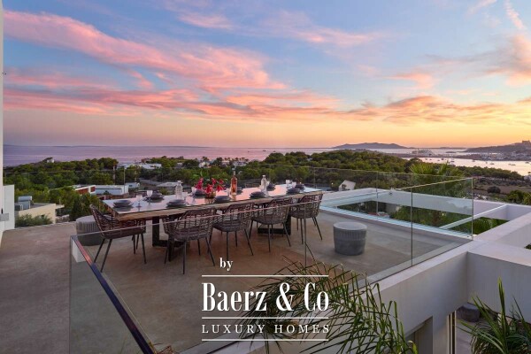 photo 2 Beautiful luxury home in Cap Martinet, Cap Martinet