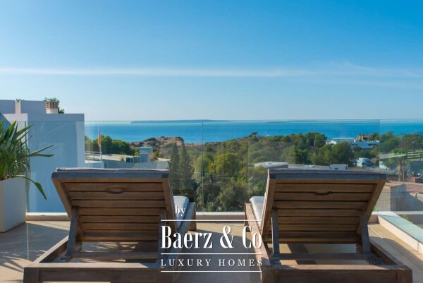 photo 9 Beautiful luxury home in Cap Martinet, Cap Martinet