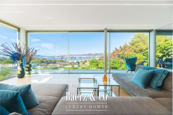 photo 15 Beautiful luxury home in Cap Martinet, Cap Martinet