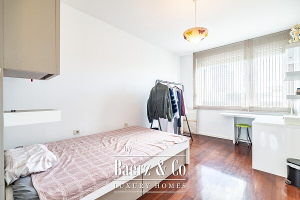 photo 10 Zagreb, Vrbik, 4-room apartment 202 m² and 2 garage parking spaces.