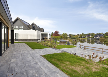 DE LUTTE